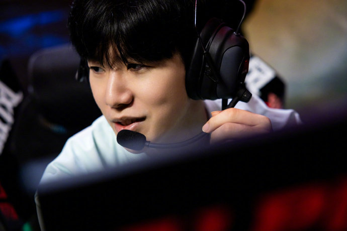 遇伤病困扰 遇伤病困扰