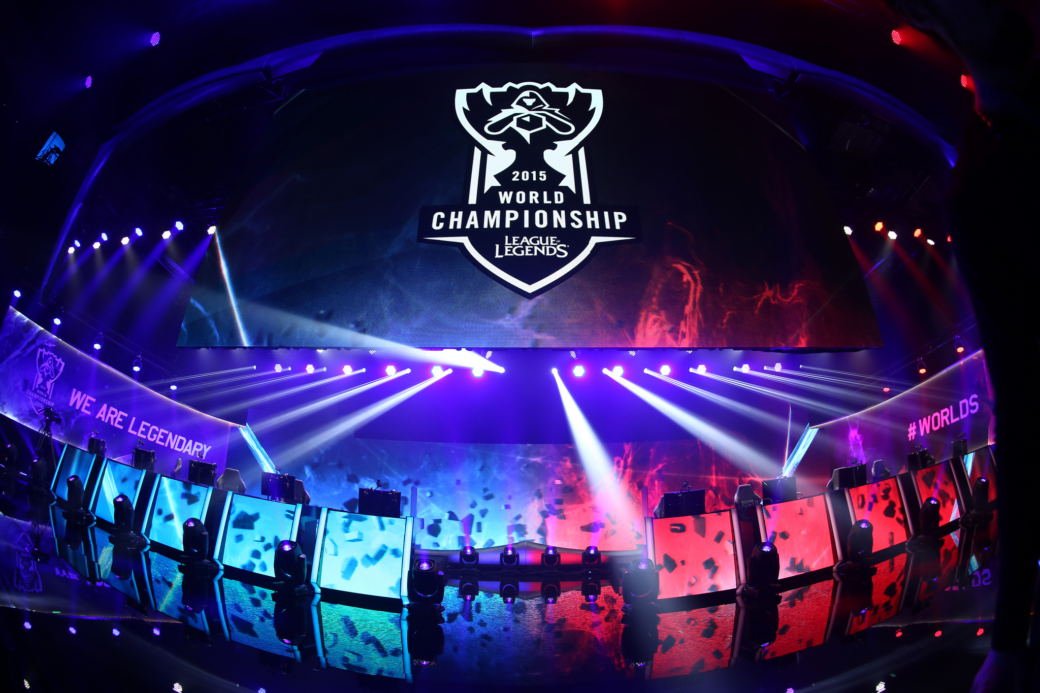 升至次席的 升至次席的